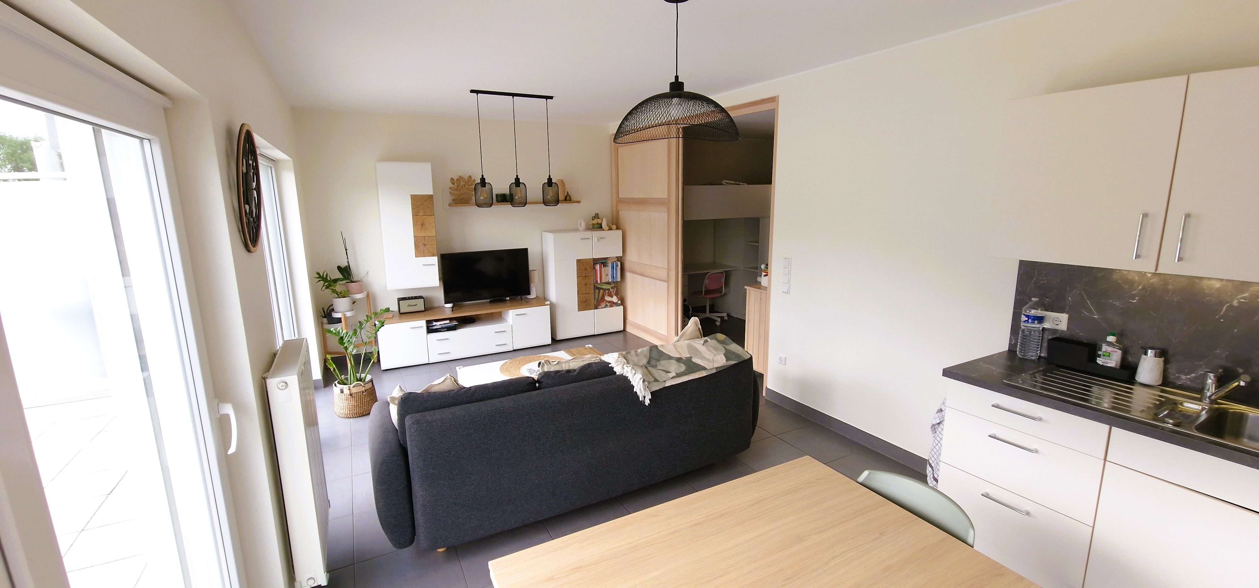 1 Bedroom Bedrooms, ,Apartment,For Sale,Campos,rue de Luxembourg,1050