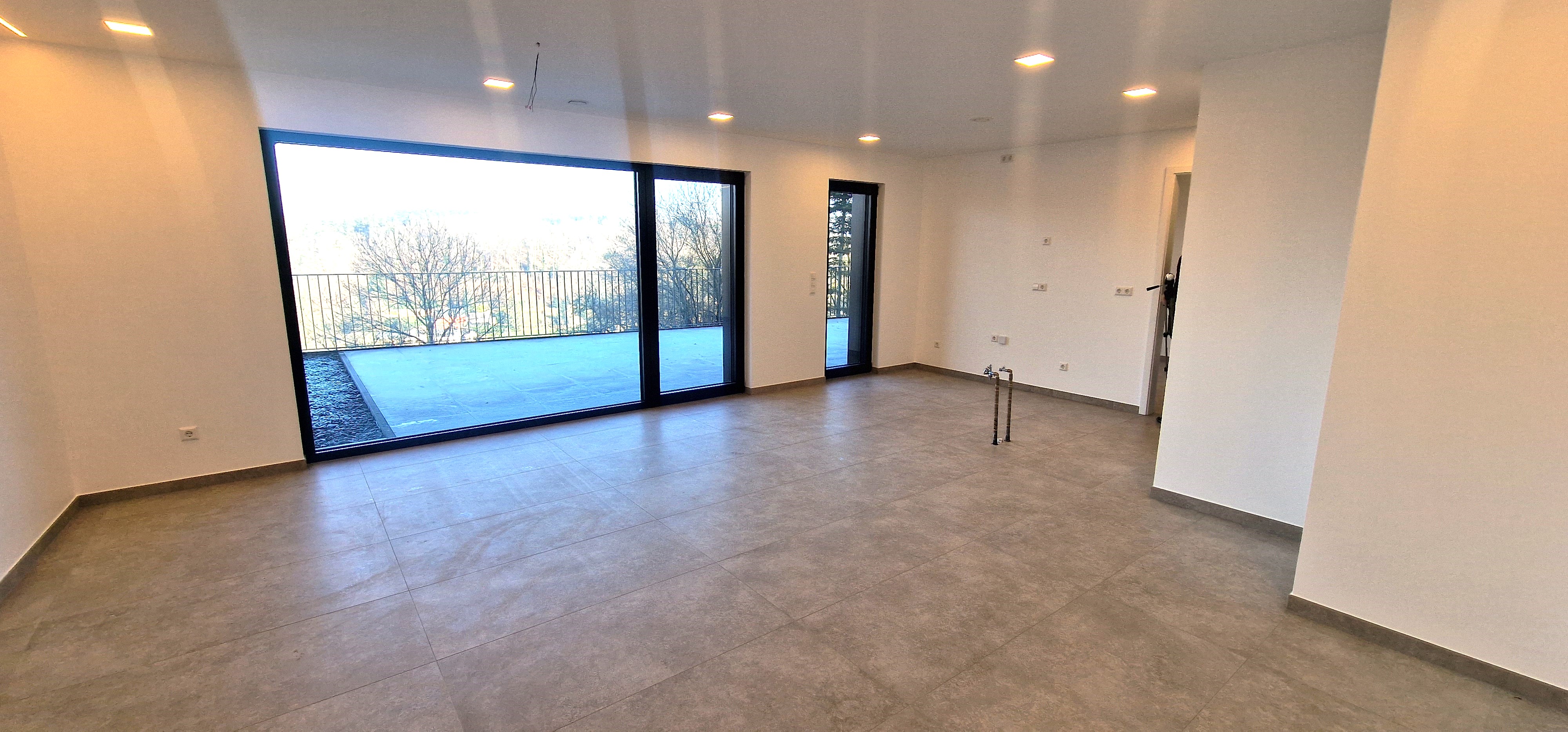 1 Bedroom Bedrooms, ,Apartment,For Rent,rue de l'avenir,1,1059