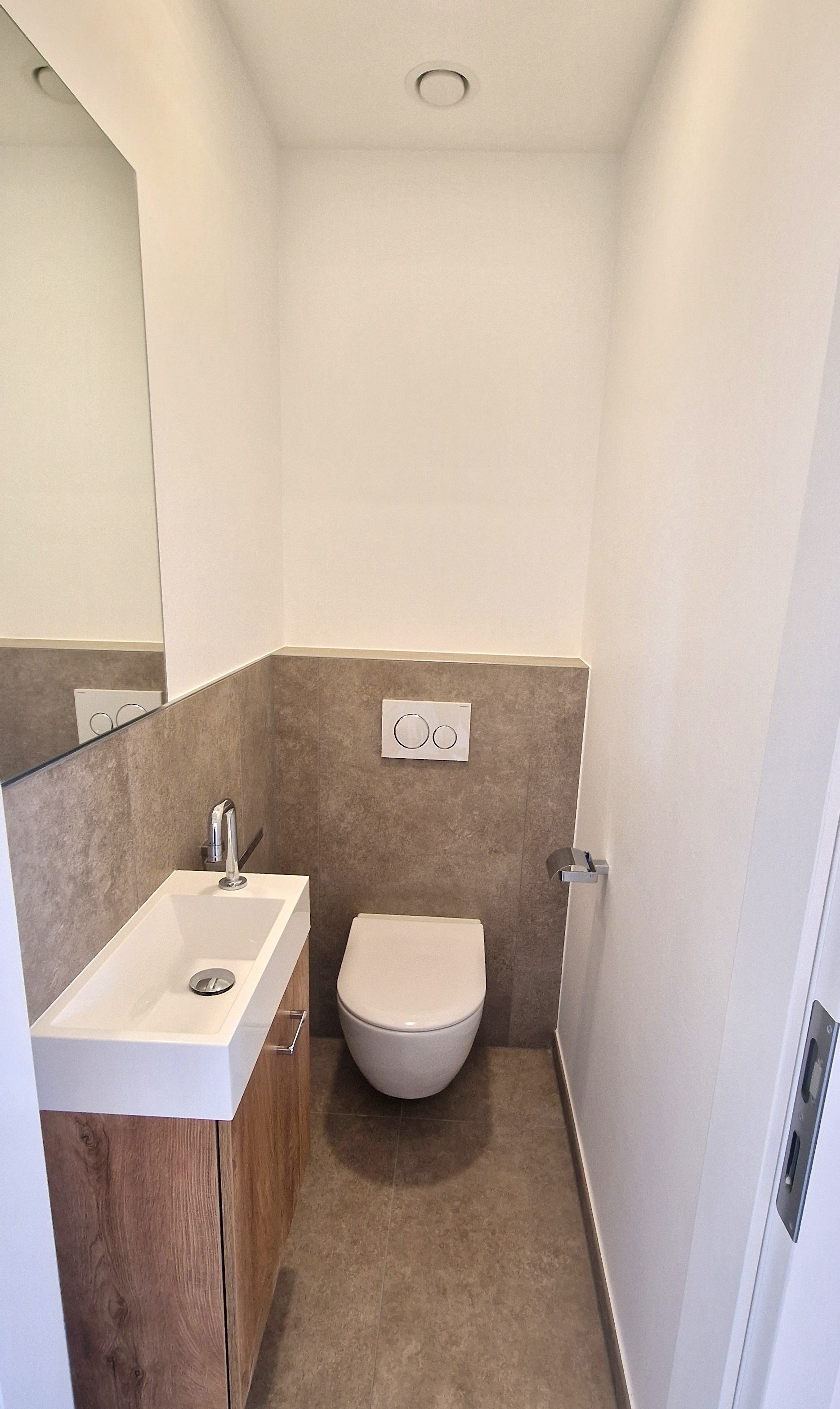 1 Bedroom Bedrooms, ,Apartment,For Rent,rue de l'avenir,1,1059
