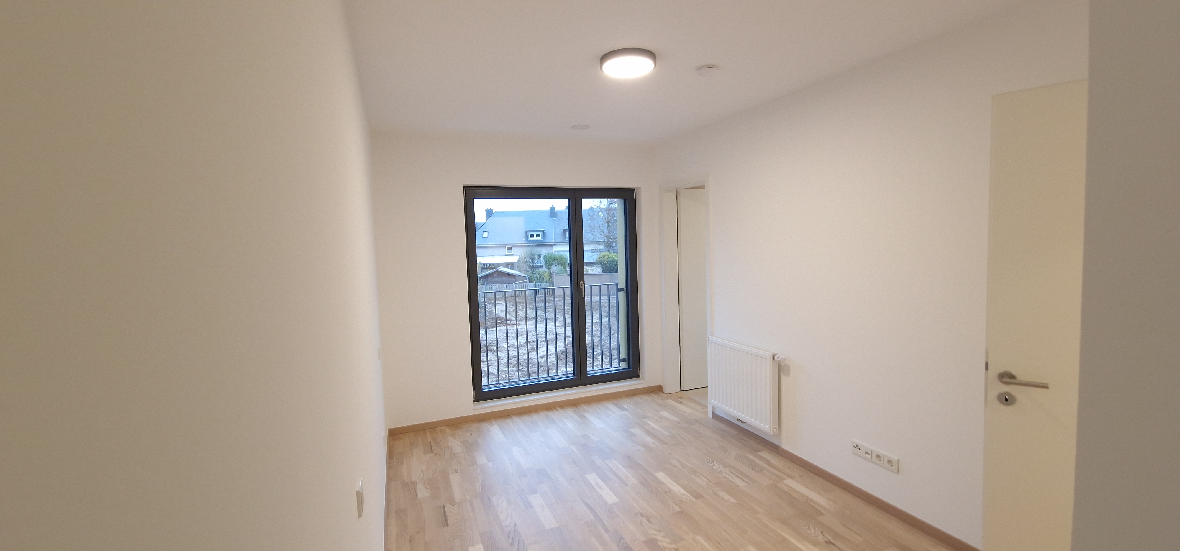 2 Bedrooms Bedrooms, ,Apartment,For Rent,rue de la Gare,1,1062