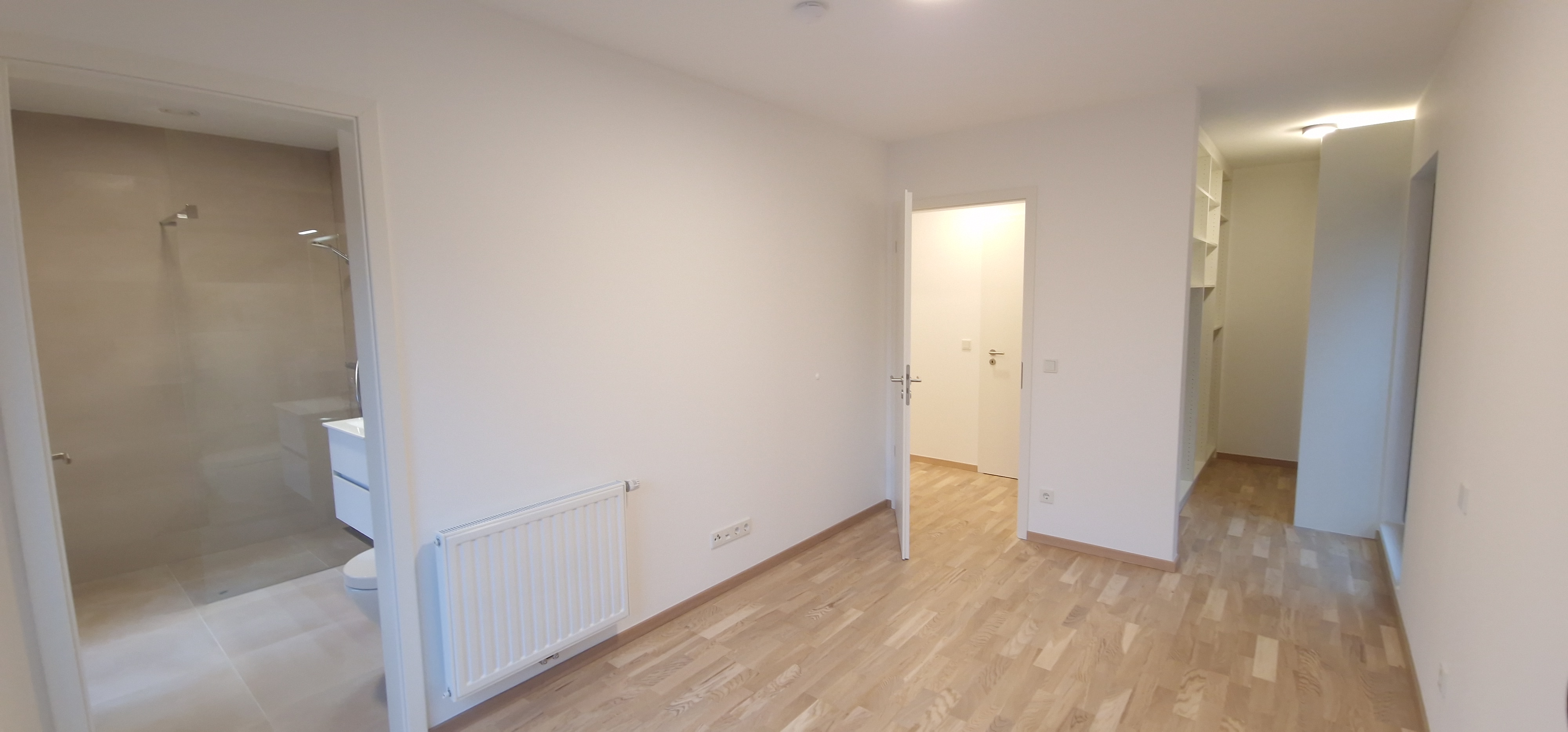 2 Bedrooms Bedrooms, ,Apartment,For Rent,rue de la Gare,1,1062